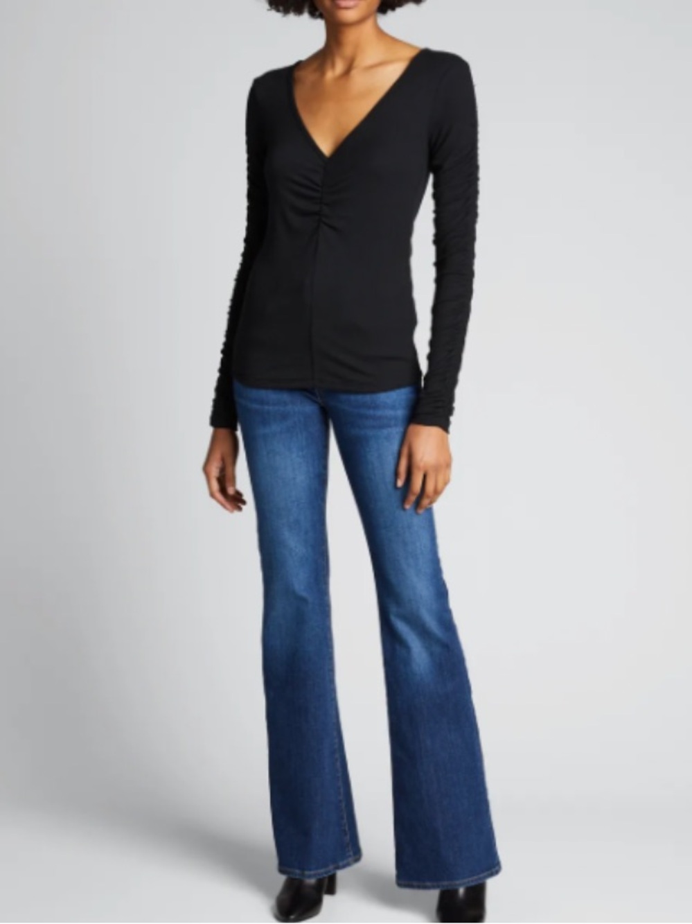 Veronica Beard Sera Black Ruched Plunge Neck Long Sleeve Staple Top
NWT
